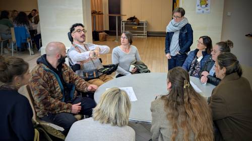 Photo de Alexandre Gomez en intervention lors d'un atelier de al journée régionale intimagir