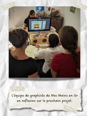 Une equipe de graphiste devant un ordinateur